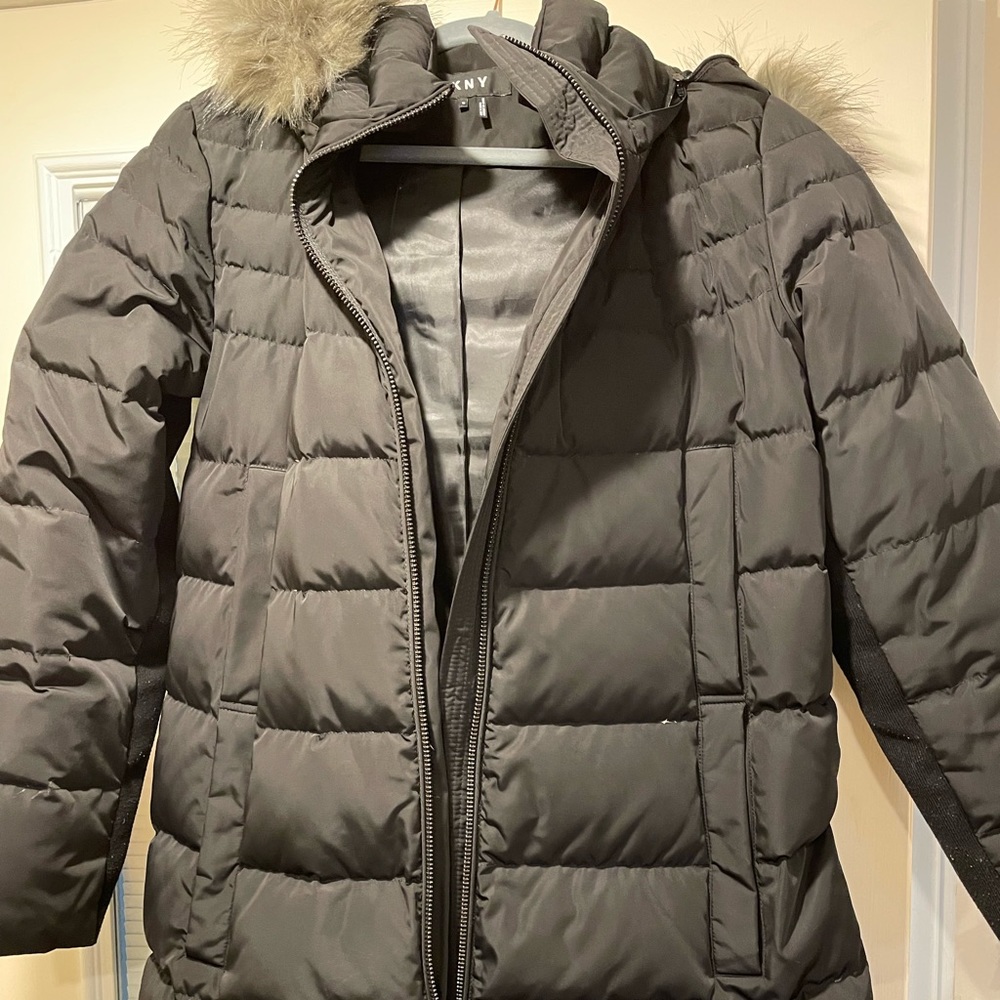 Women’s medium DKNY winter coat jacket
